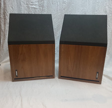 BOSE; 2.2 BOOKSHELF SPEAKERS 8ohm - RIGHT  LEFT PAIR - WALNUT VENEER - TESTED