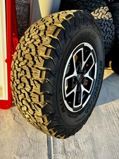 Jeep Wrangler Rubicon 17 Oem Wheels Rimstires Bfg 28570 R17 New