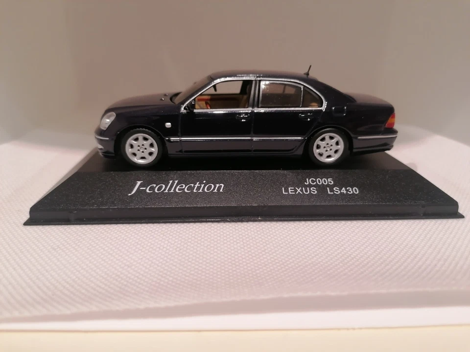 J COLLECTION LEXUS LS 430 navy metal blue 1:43 1 / 43 COD. JC005 MODEL CAR - Immagine 2 di 4