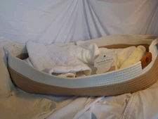 Baby Nursery Moses Basket Bassinet With Mattress Pad And Covers New!