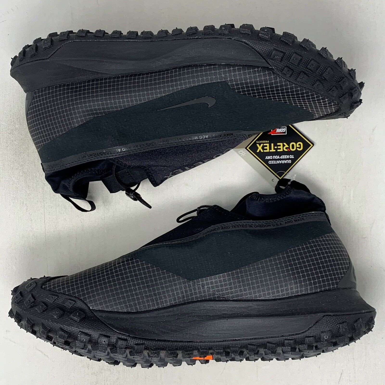 Nike ACG Mountain Fly GoreTex Black Sneaker, Size 11 BNIB CT2904-002