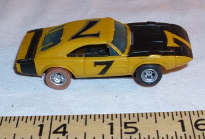 AURORA AFX DODGE CHARGER DAYTONA #7 HO SLOT CAR 1970s IN YELLOW