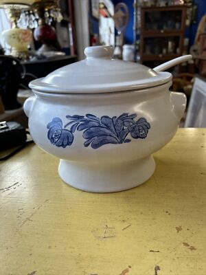 Pfaltzgraff Yorktowne Soup Tureen with Ladle, Lid