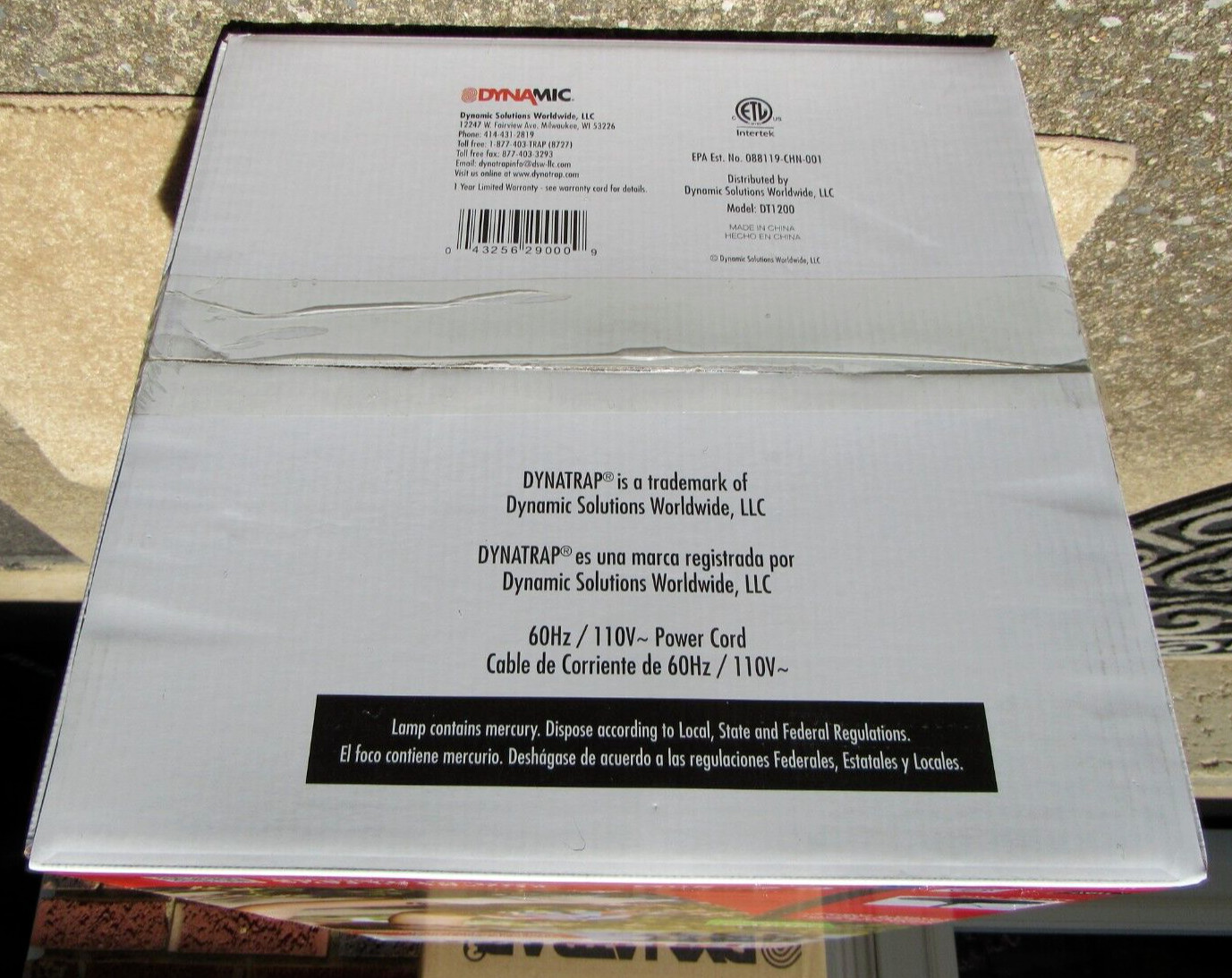 Dynatrap DT1200 1/2 Acre Insect Trap & Pole Mount Mosquito Bug Killer NEW IN BOX