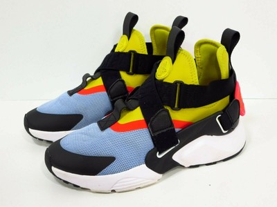 do huaraches stretch