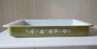 Vintage Pyrex Spring Blossom Green Lasagna Pan #933 Crazy Daisy 13.5" x 8.75"