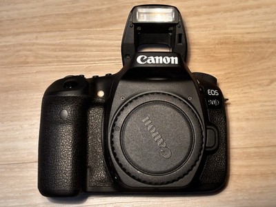 Canon EOS 90D (Body)   NEUWERTIGER ZUSTAND! Nur Body + GRATIS Tasche!