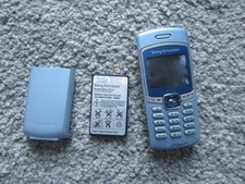 BLUE Vintage Sony Ericsson Phone, Cover, Battery Untested