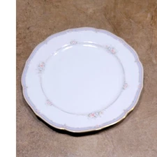 Mikasa Bone China Romantic Garden Capri Dinner Plate Floral Gold Rim