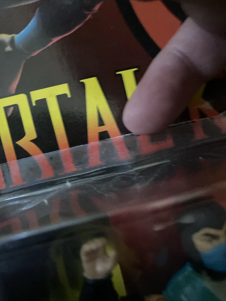 Mortal Kombat Sub-Zero Spring Action Ice Fist 1994 复古电影玩具 孩之宝 阅读 — 第 3/4 张图片