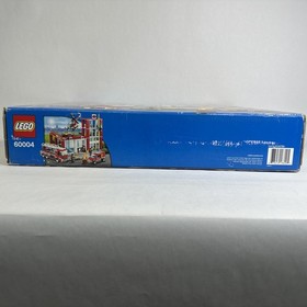 LEGO CITY : Fire Station (60004) RETIRED/SEALED