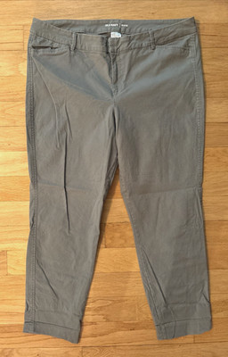 Old Navy Pixie Gray Chino Ankle Pants - Women's Size 16