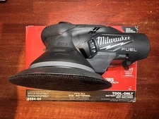Blacked Out Milwaukee 2584-20 M12 FUEL 6" Random Orbital Sander (3/32") Black