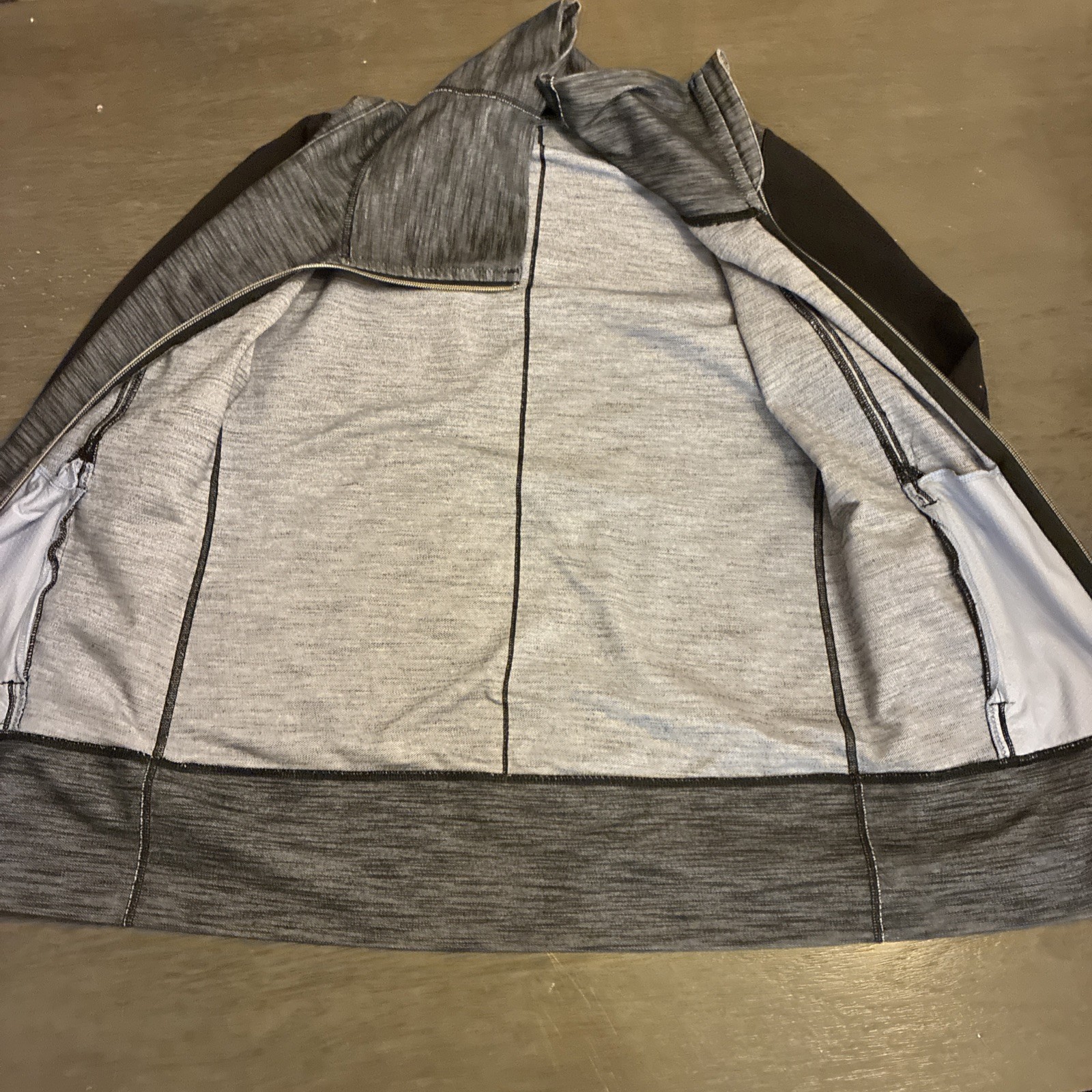 womens lululemon jacket medium - image 8