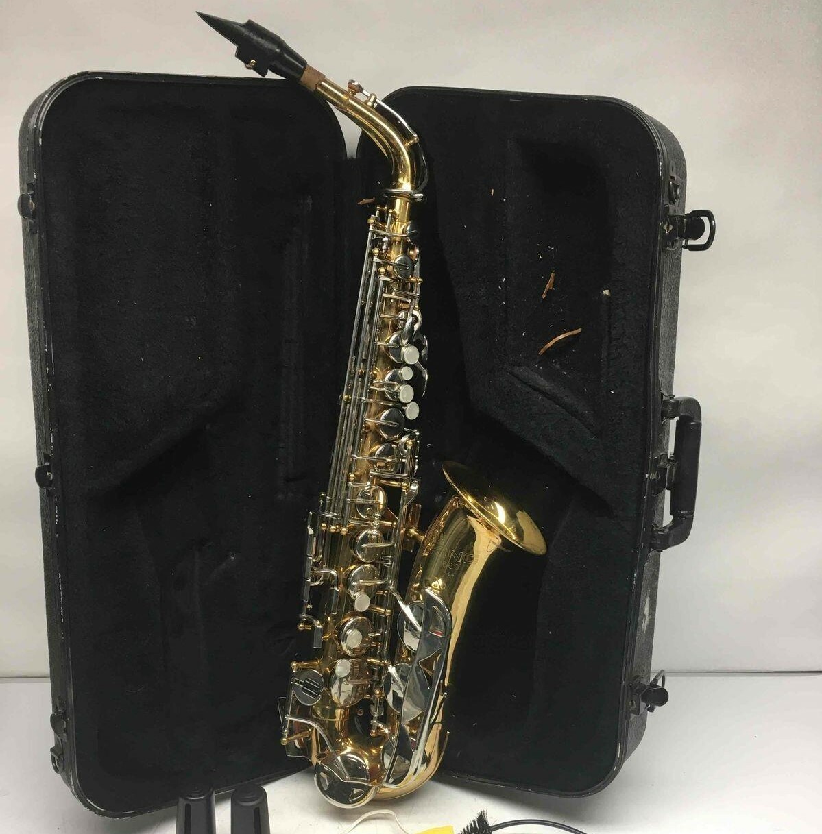 KING 660 Alto Saxophone, USA, Very Good Condition. with Case/Neck