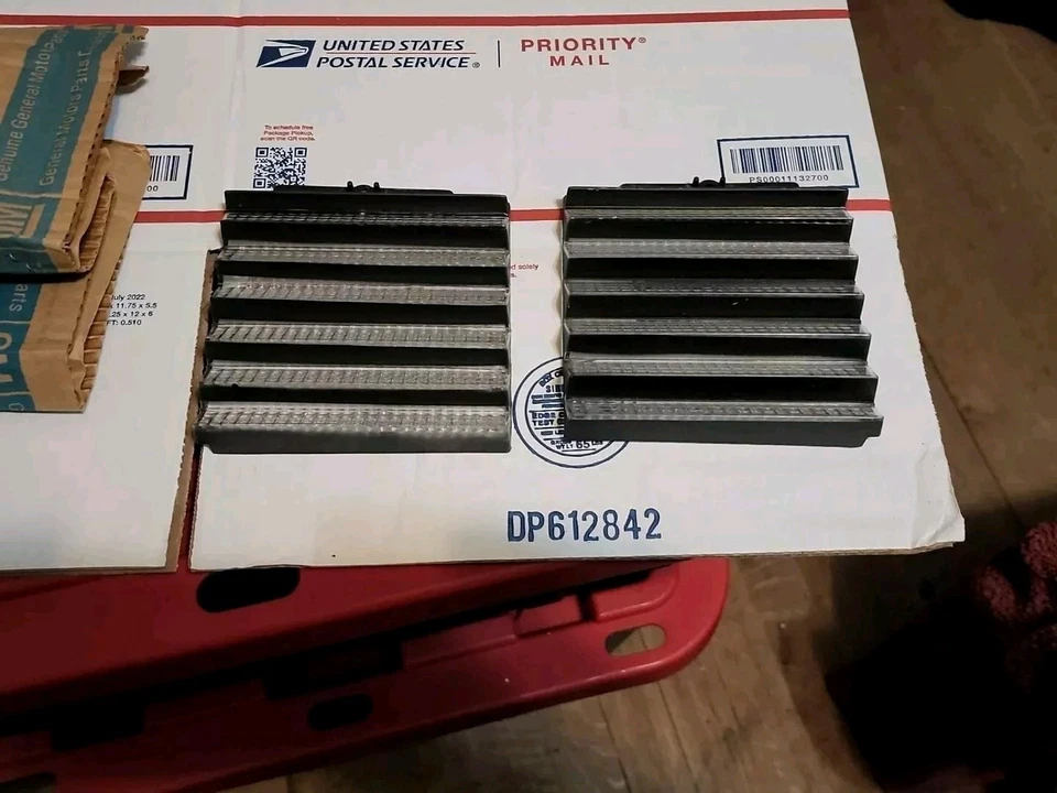 NOS GM Guide 1979-1980 Pontiac Firebird Trans Am T81 luz de respaldo lámpara lentes Foto 2 de 4