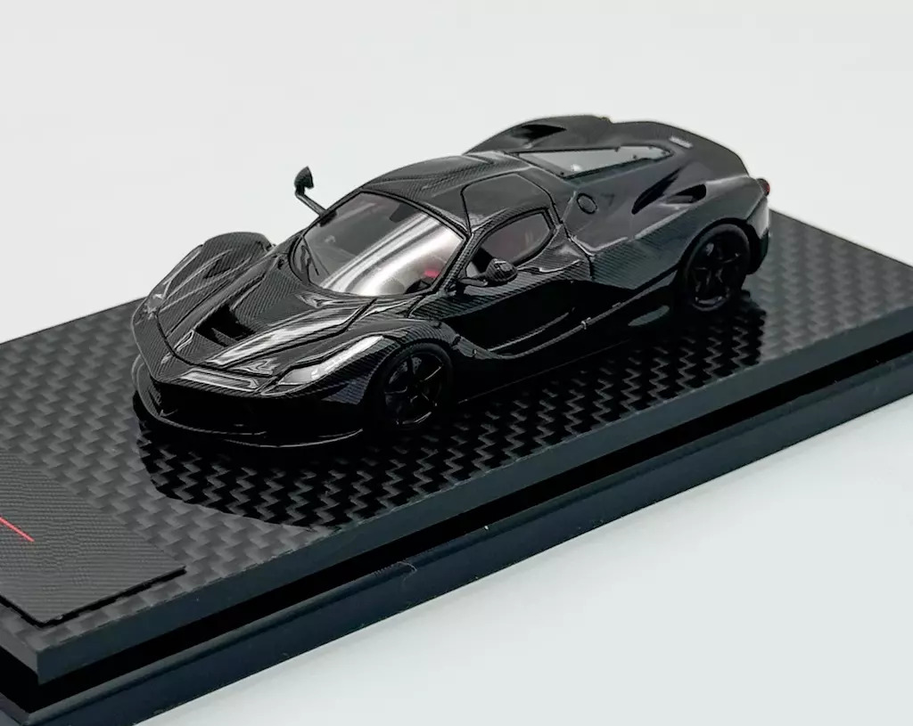 DMH 1:64 Black Full Carbon Laferrari Aperta Sports Model DMH 1:64 Black Full Carbon Laferrari Aperta Sports Model