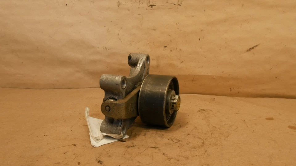 Soporte tensor cinturón izquierdo Ferrari F40 PN 118153 Foto 4 de 4