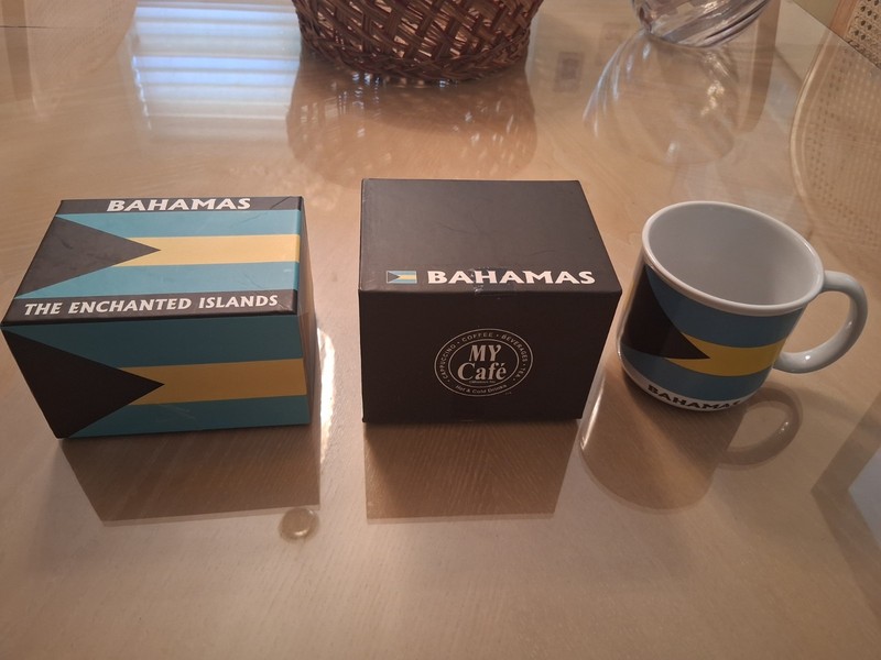 3dRose Flag of the Bahamas islands.  Blue Yellow Stripes Black Tria
