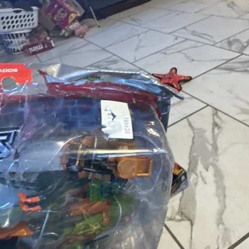 Hasbro Transformers Armada TERRORSAUR W/ MINI IRONHIDE Action Figure NOSC - Picture 4 of 7