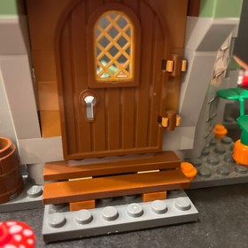 LEGO Harry Potter Hagrid's Hut (4738) 98% COMPLETE PCS, ALL MINI FIGS