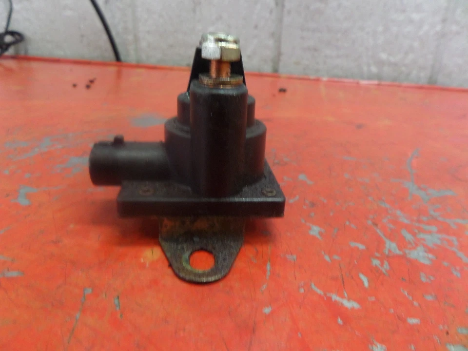 SKIDOO GRAND TOURING 700 OEM ELECTRIC START STARTER RELAY SOLENOID - Image 2 of 4