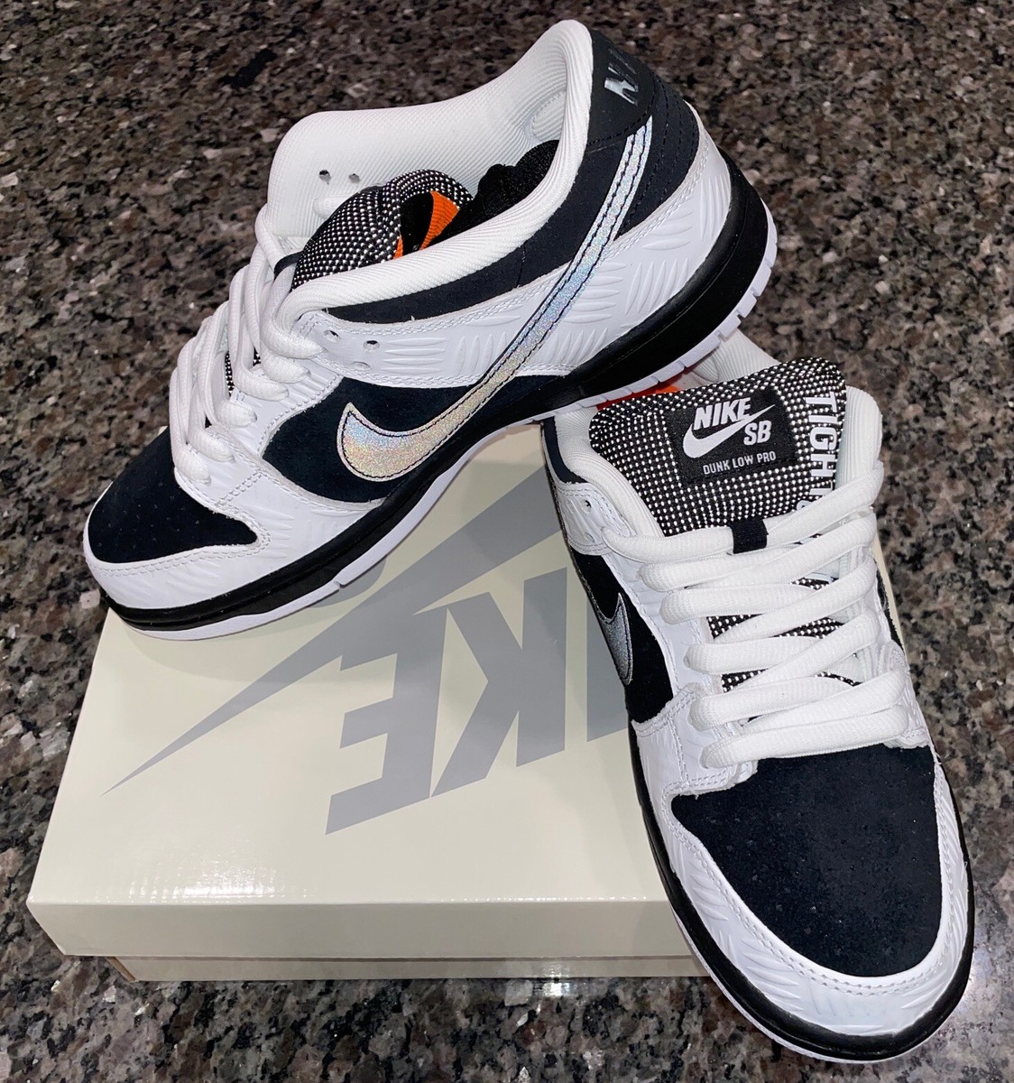靴 Nike SB Dunk Low Pro \"White/Black\" Dunk Low Pro (White/Black-White-Black) – Uprise Skateshop