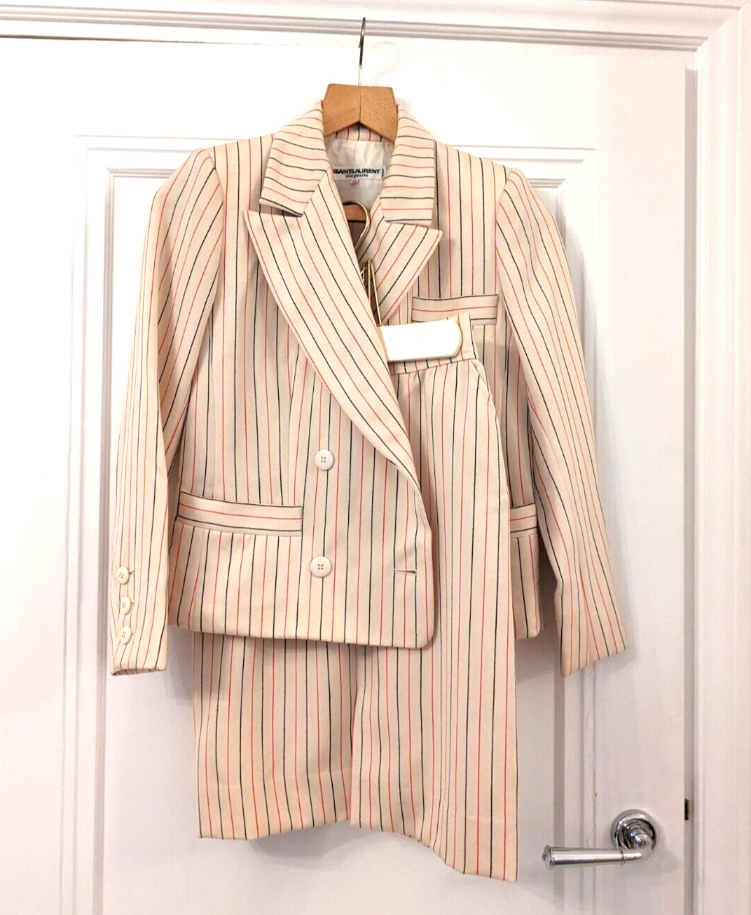 Blazer e gonna Yves Saint Laurent crema blu navy e rosso taglia XS