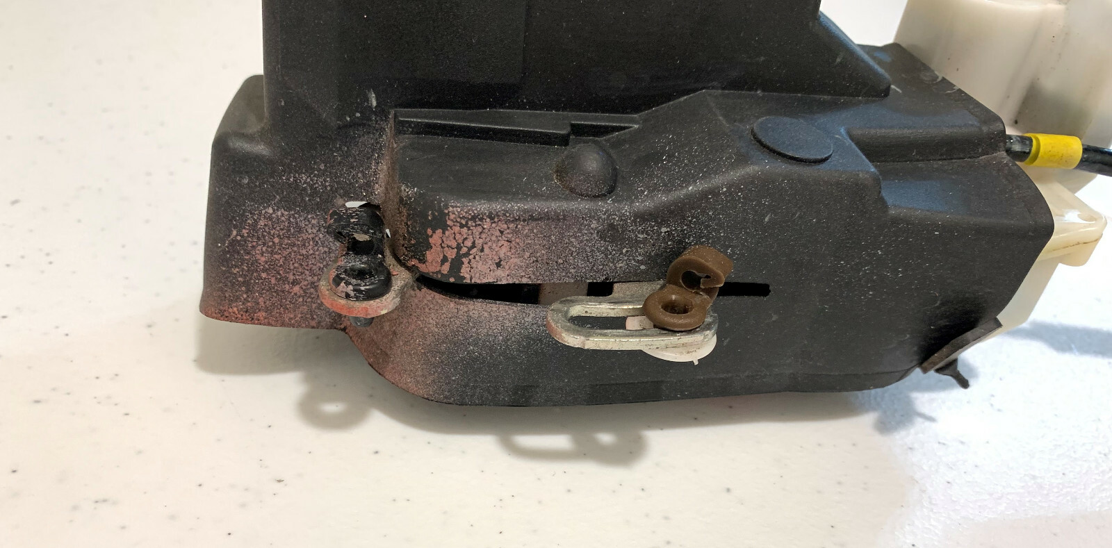 07 Maserati Quattroporte M139 Front Right Passenger  Door Lock Latch Actuator