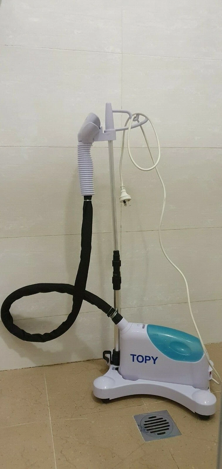 TOPR upright and portable wrinkle removal steamer (Fs-238)