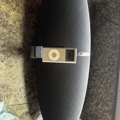 Bowers & Wilkins Zeppelin Air Speakers 30 Pin iPod Dock Tested