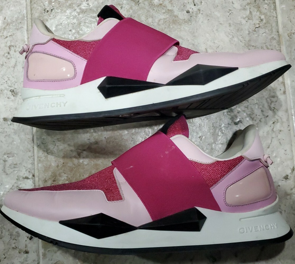 GORGEOUS AUTHENTIC GIVENCHY RUNNER ELASTIC ATHLET… - image 1