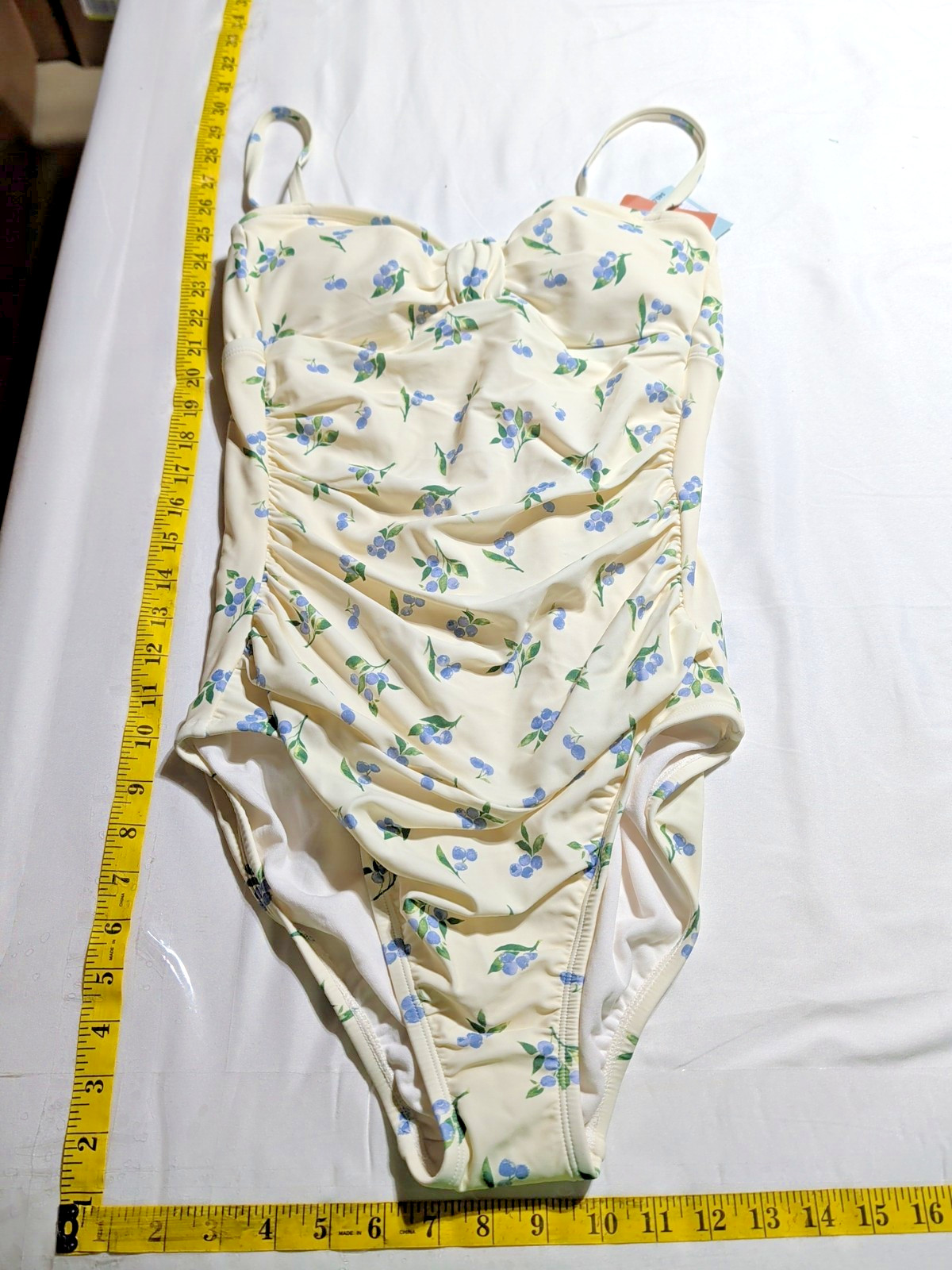 Traje de baño de una pieza de cobertura completa frontal con lengüeta estampado de arándanos para mujer - M