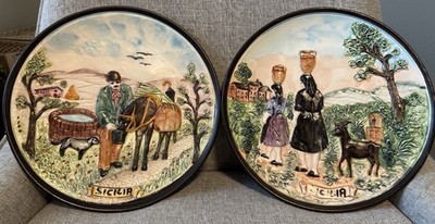 Vintage Il Falco Brevettato Sicilia Hand Painted Wall Plates Pair 10  Italy 