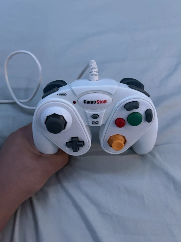 Gamestop GameCube Controller Wired White Tested And Working Fast Shipping - Image 3 of 4