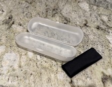 NIKE Swoosh Just Do It Hard Plastic Glasses Case Clamshell Cleaning Cloth