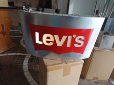 Insegna luminosa Levi’s originale anni 90.Misure H30,L60,Profondità 20