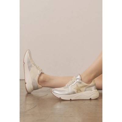 Oasis Society The Kaitlyn Shooting Star Lace Up Sneakers Women Size 10 Silver