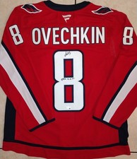 Alexander Ovechkin Autographed Caps Jersey Inscribed 895 Goal 4 6 25 FANATICS