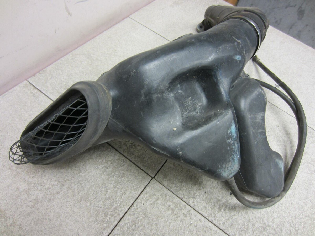 94-95 KAWASAKI NINJA ZX9R zx9 OEM LEFT RAM AIR INTAKE DUCT