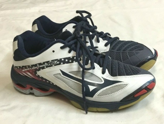 mizuno lightning star z3 junior