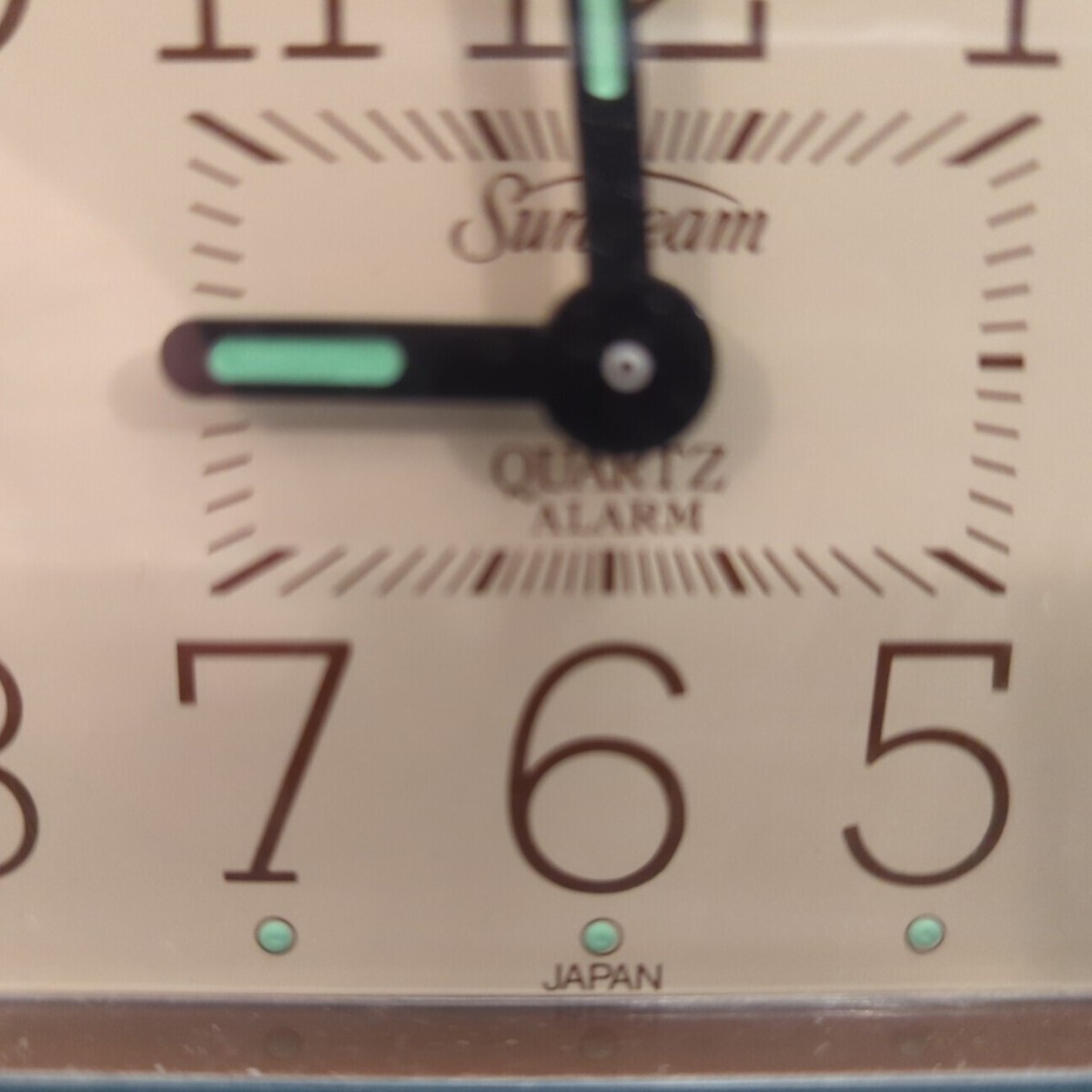 Sunbeam Alarm Clock Vintage Japan Model 883-48 Brown Working 90007