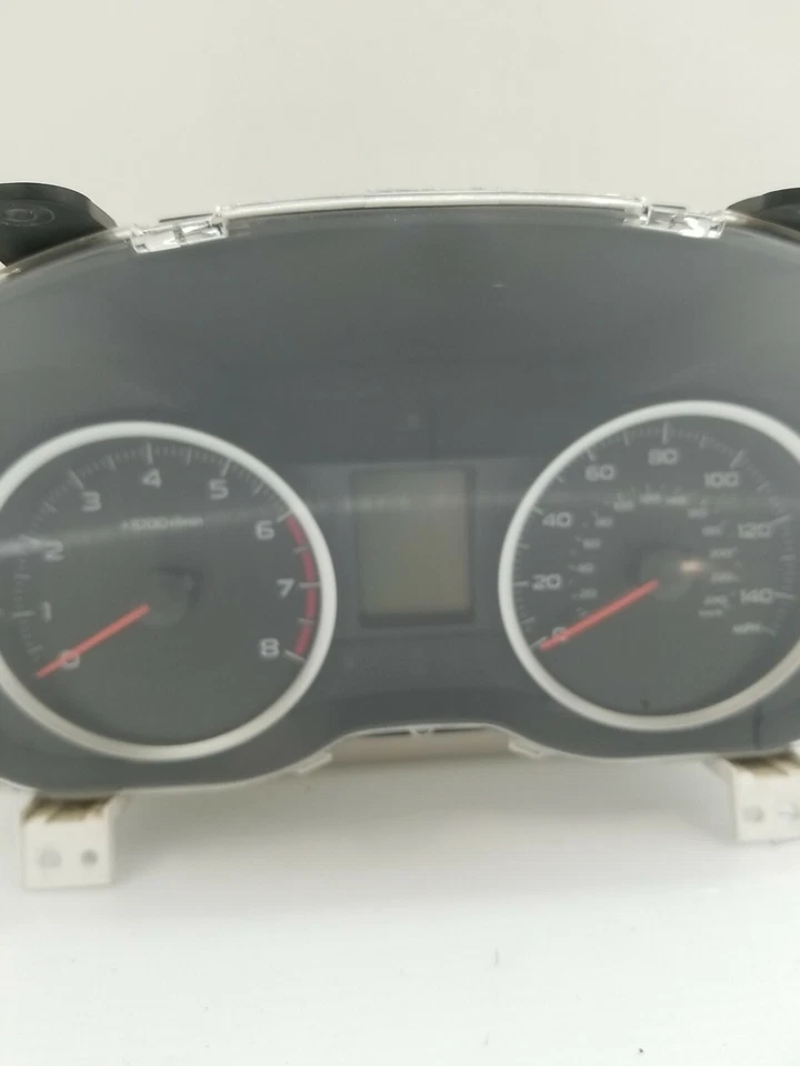 Cuadro de instrumentos velocímetro Subaru Forester 2015 85002Sg660 15 OEM camión de equipo original millas Foto 2 de 4