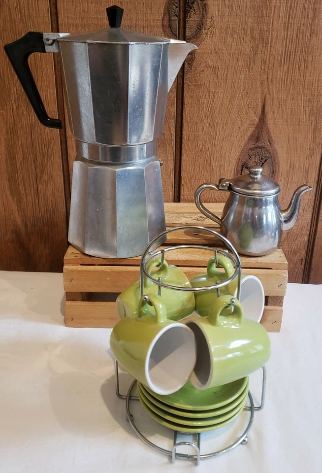 Estante para tazas de café espresso IMUSA 8 piezas tazas verdes con olla de café espresso y crema Lg Foto 3 de 4