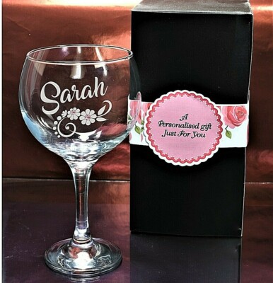Großes Gin Glas geätzt Name & Gänseblümchen aus Swarovski Kristallen Geschenkbox 
