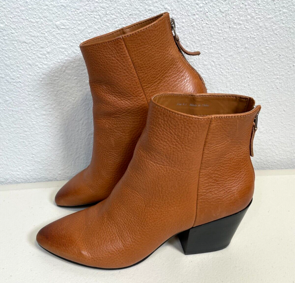 Dolce Vita Cyan Cognac Brown Leather Ankle Booties Black Block Heel Size