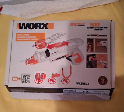 Worx 4V MAX Lithium SD Screwdriver Rechargeable Cordless Power Screwdriver Set