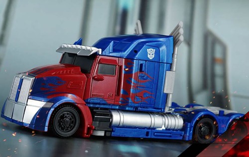 Transformers Optimus Prime Last Knight Premier 7" Action Figure Hasbro Official - Picture 9 of 11