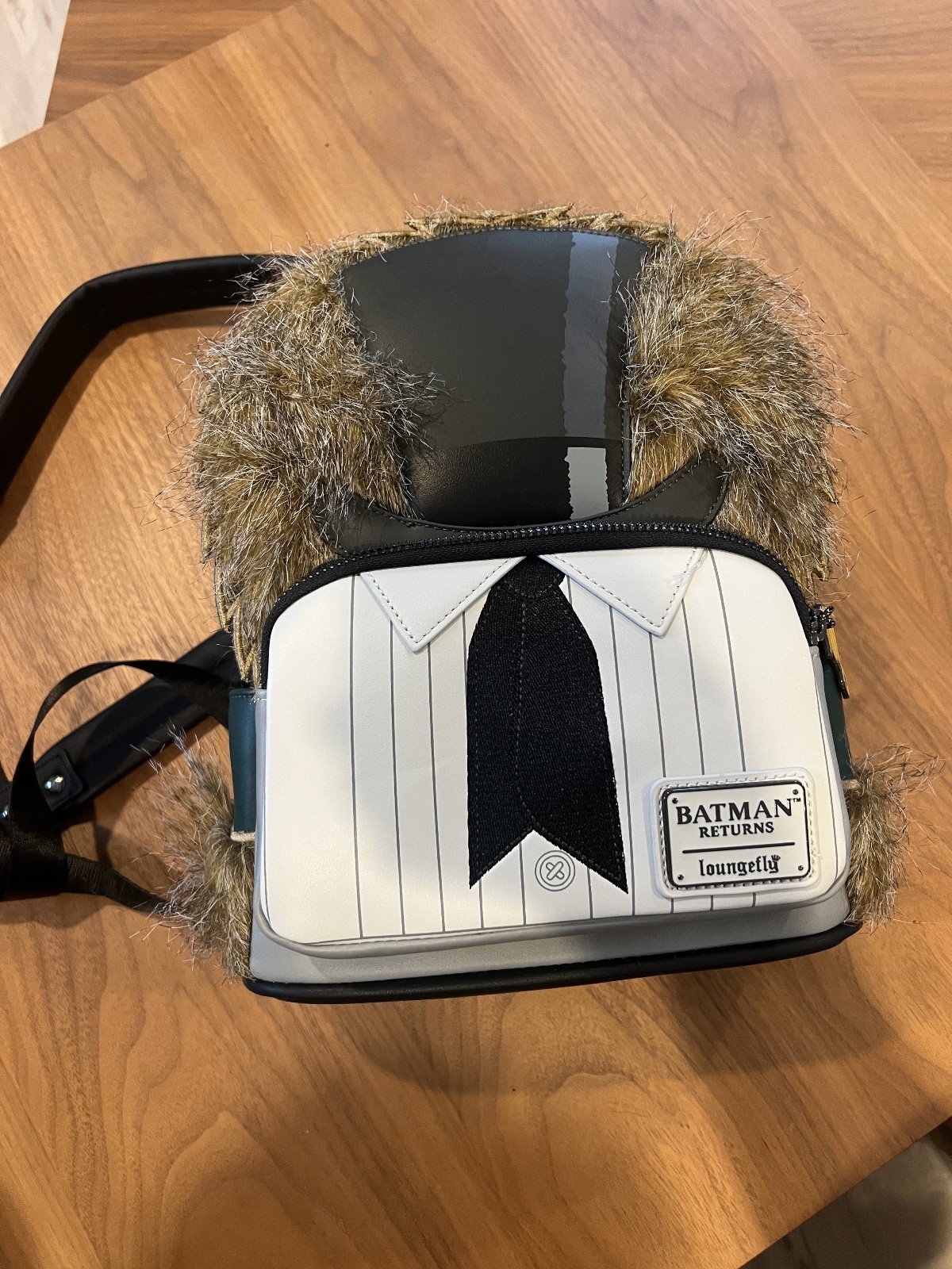 Loungefly Batman Returns Penguin DC Mini Backpack Limited Edition NWT