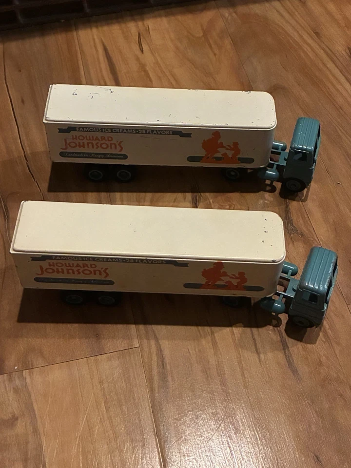 Игрушечные грузовики Howard Johnson Ice Cream От Winross, Количество 2 в комплекте 1970-е - Изображение 3 из 4